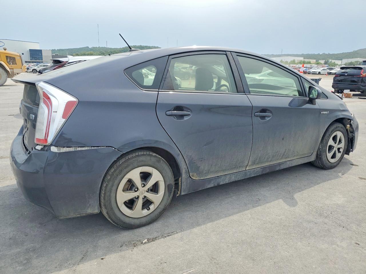 2015 Toyota Prius Three - zdjęcie 3