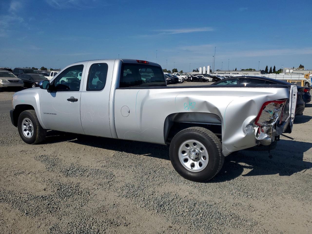 2013 Chevrolet Silverado C1500 - zdjęcie 2