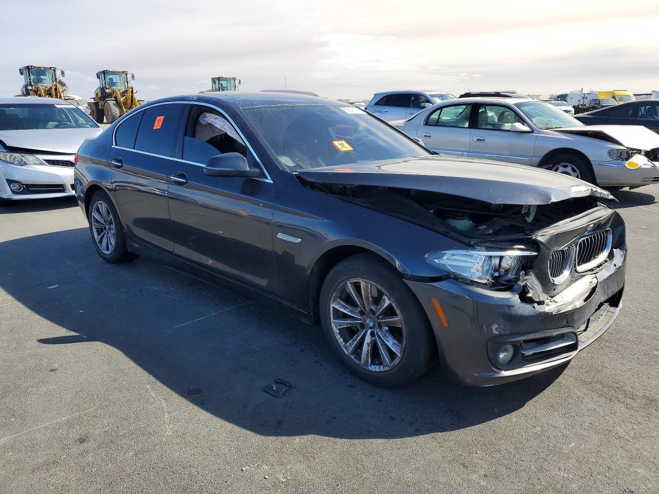 2016 BMW 528 I - zdjęcie 4