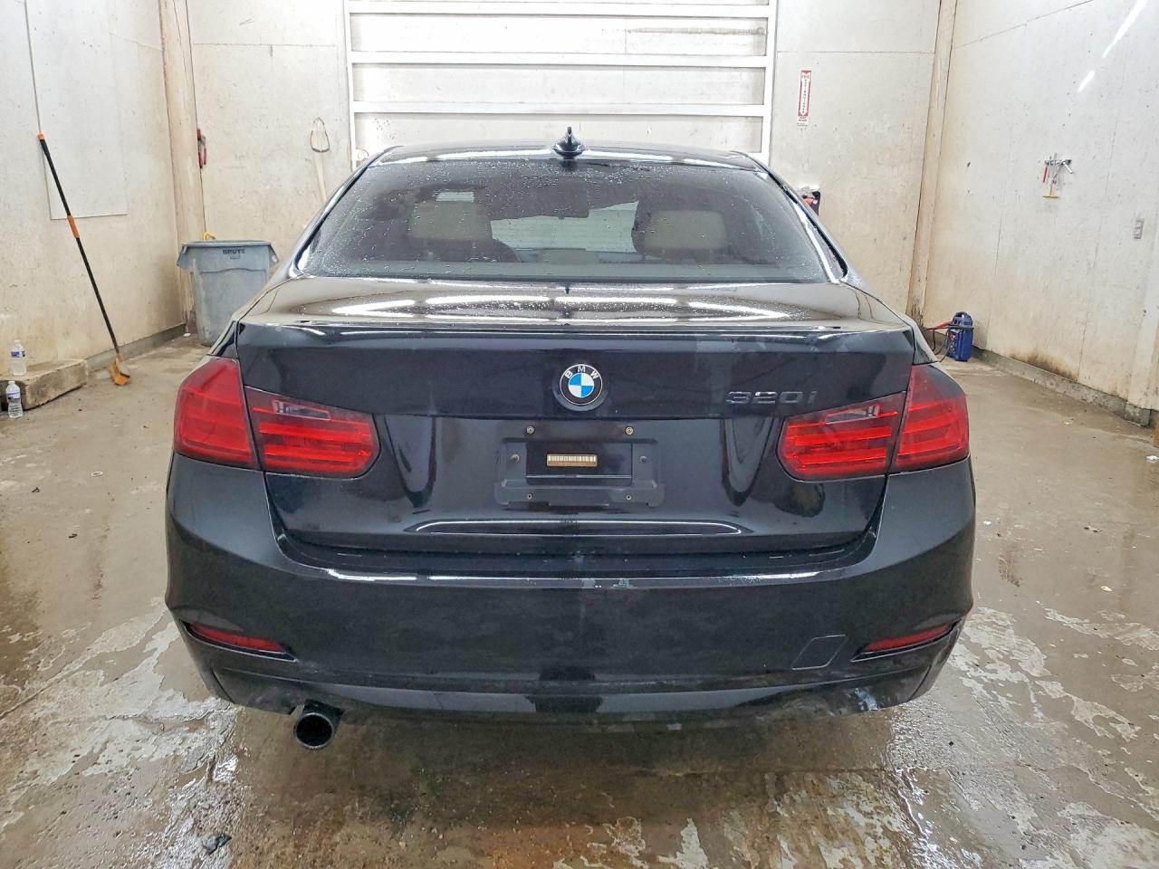 2014 BMW 320 I - zdjęcie 6