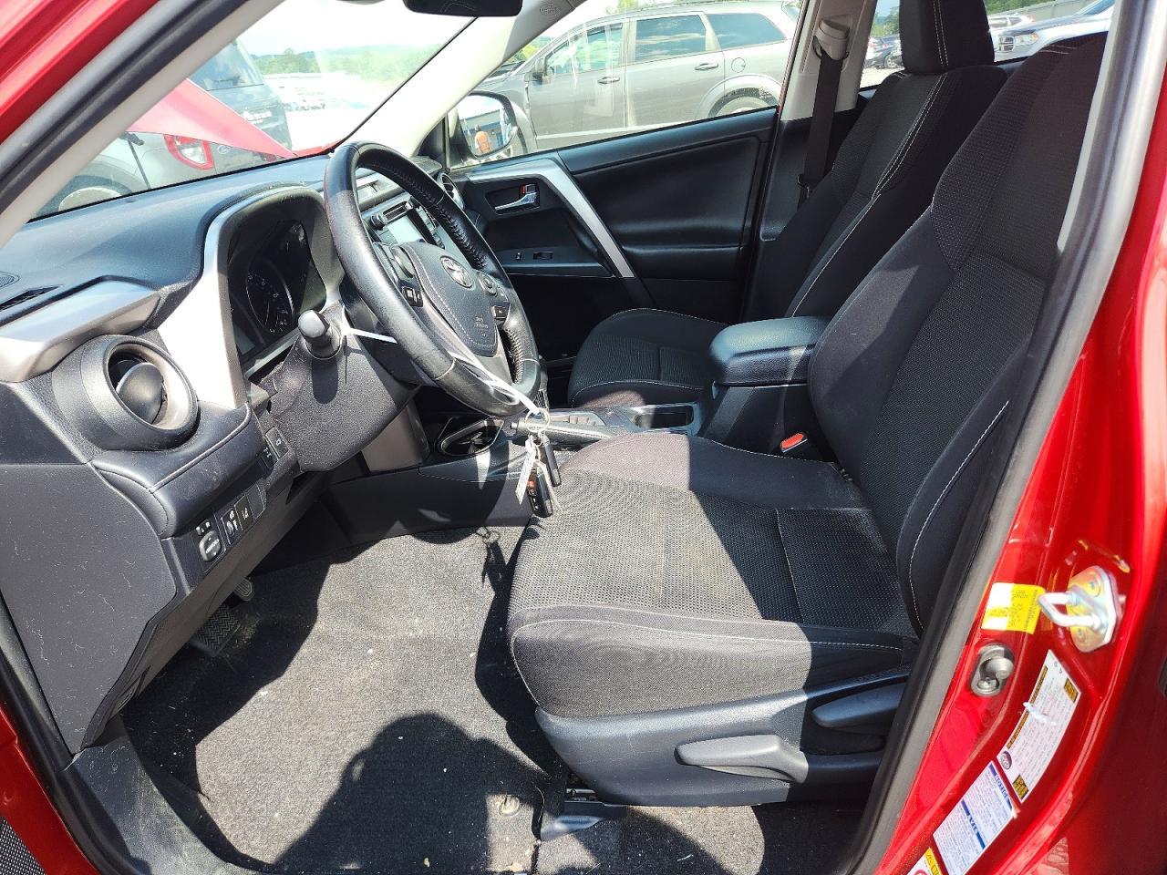 2017 Toyota Rav4 Xle - zdjęcie 7