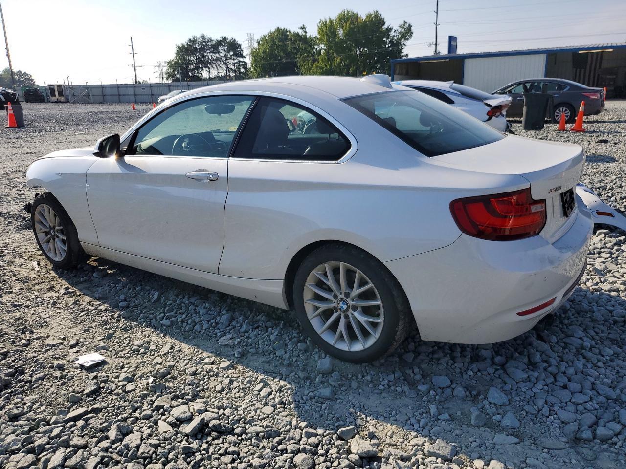 2016 BMW Seria 2 Coupe 228i - zdjęcie 2