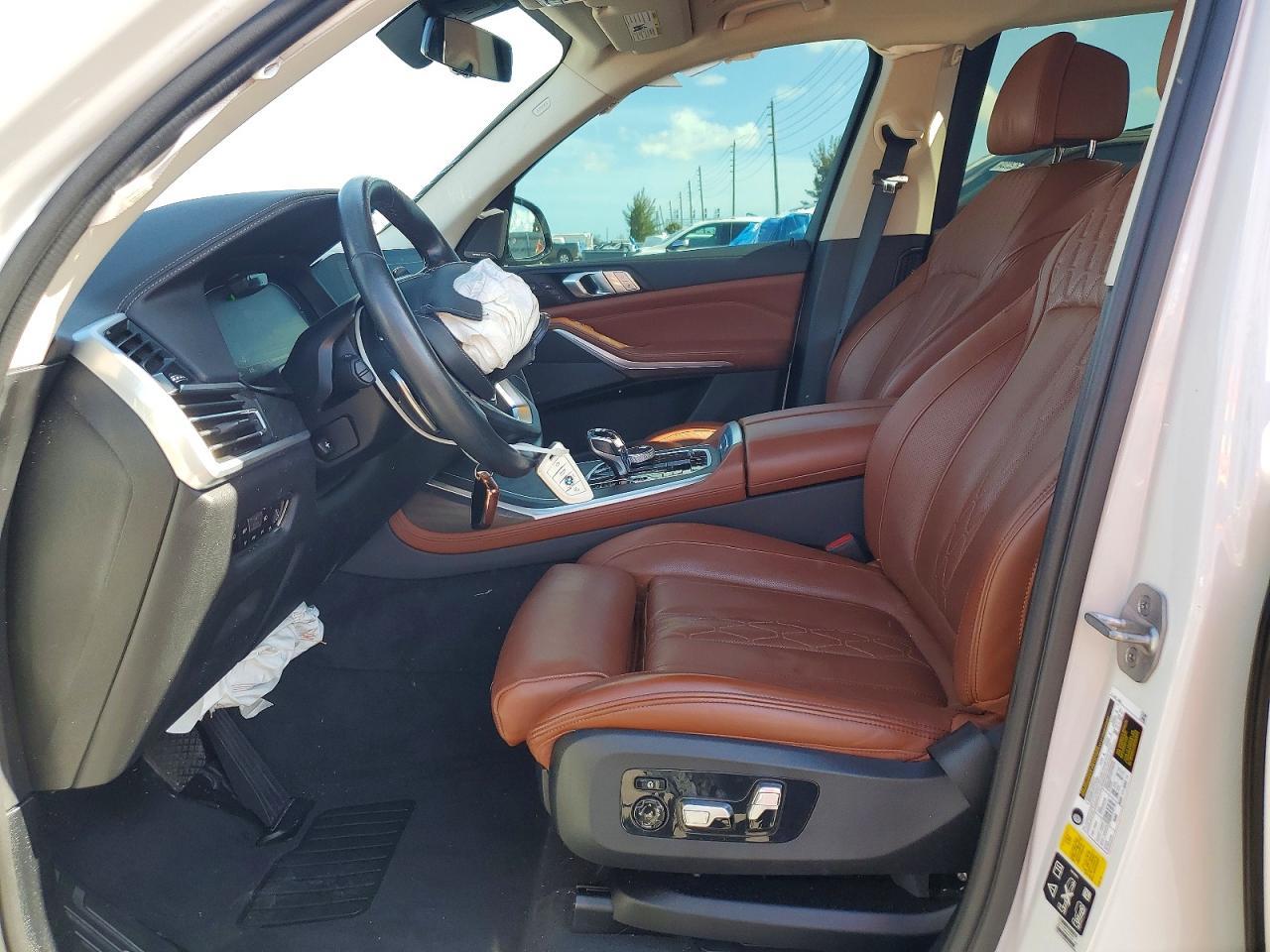 2022 BMW X7 xDrive40I - zdjęcie 7