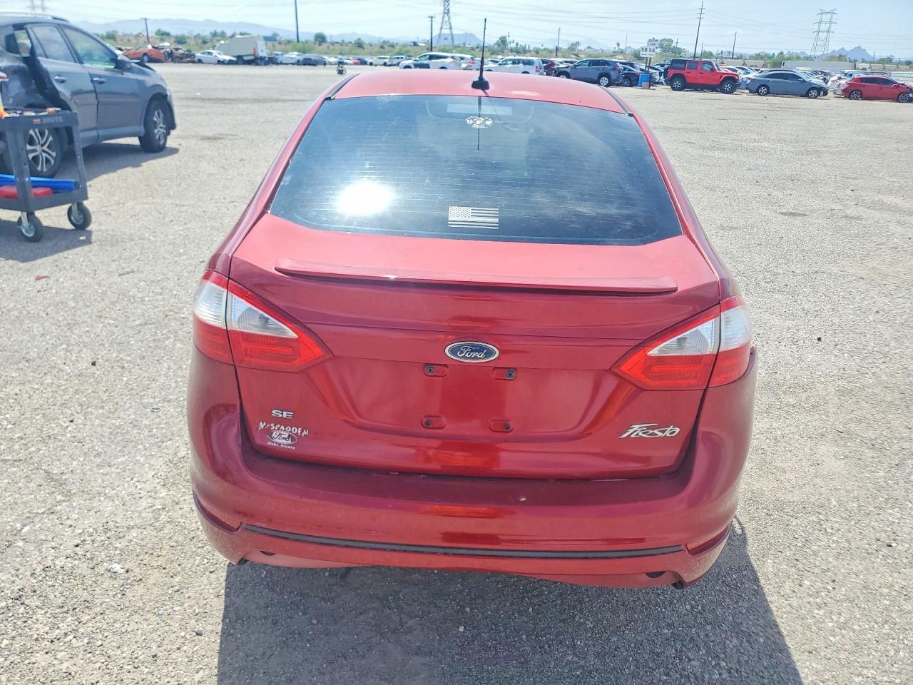 2016 Ford Fiesta S - zdjęcie 6