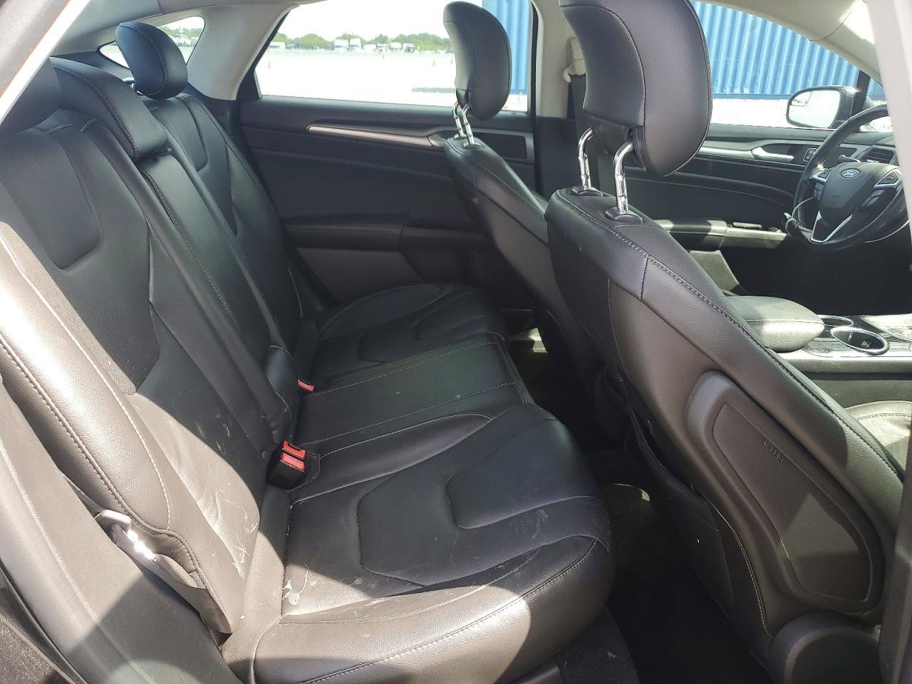 2013 Ford Fusion Titanium - zdjęcie 10