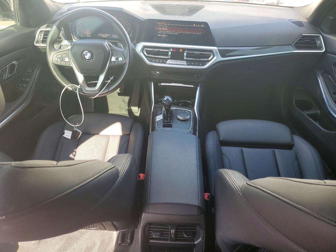 2020 BMW 330I - zdjęcie 8