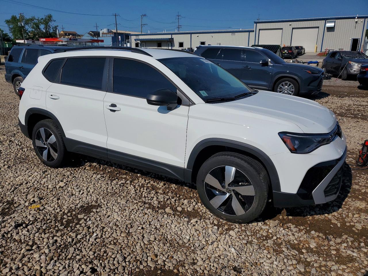 2025 Volkswagen Taos S - zdjęcie 4