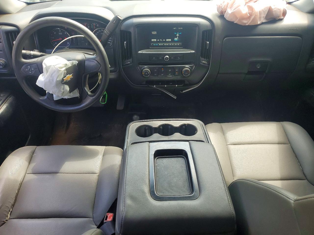 2018 Chevrolet Silverado K1500 - zdjęcie 8