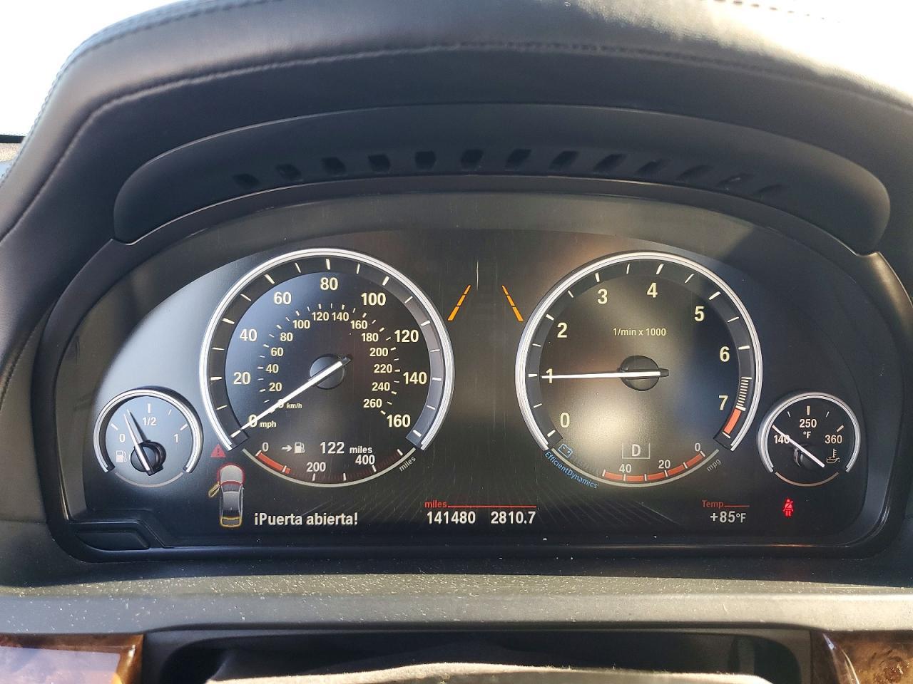 2013 BMW 740 I - zdjęcie 9