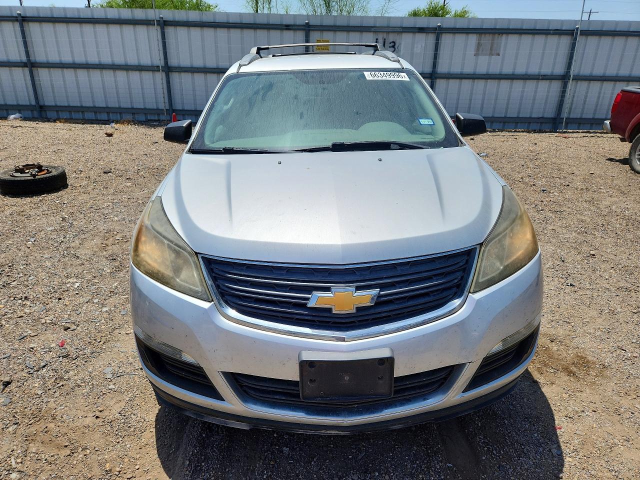 2016 Chevrolet Traverse Ls - zdjęcie 5