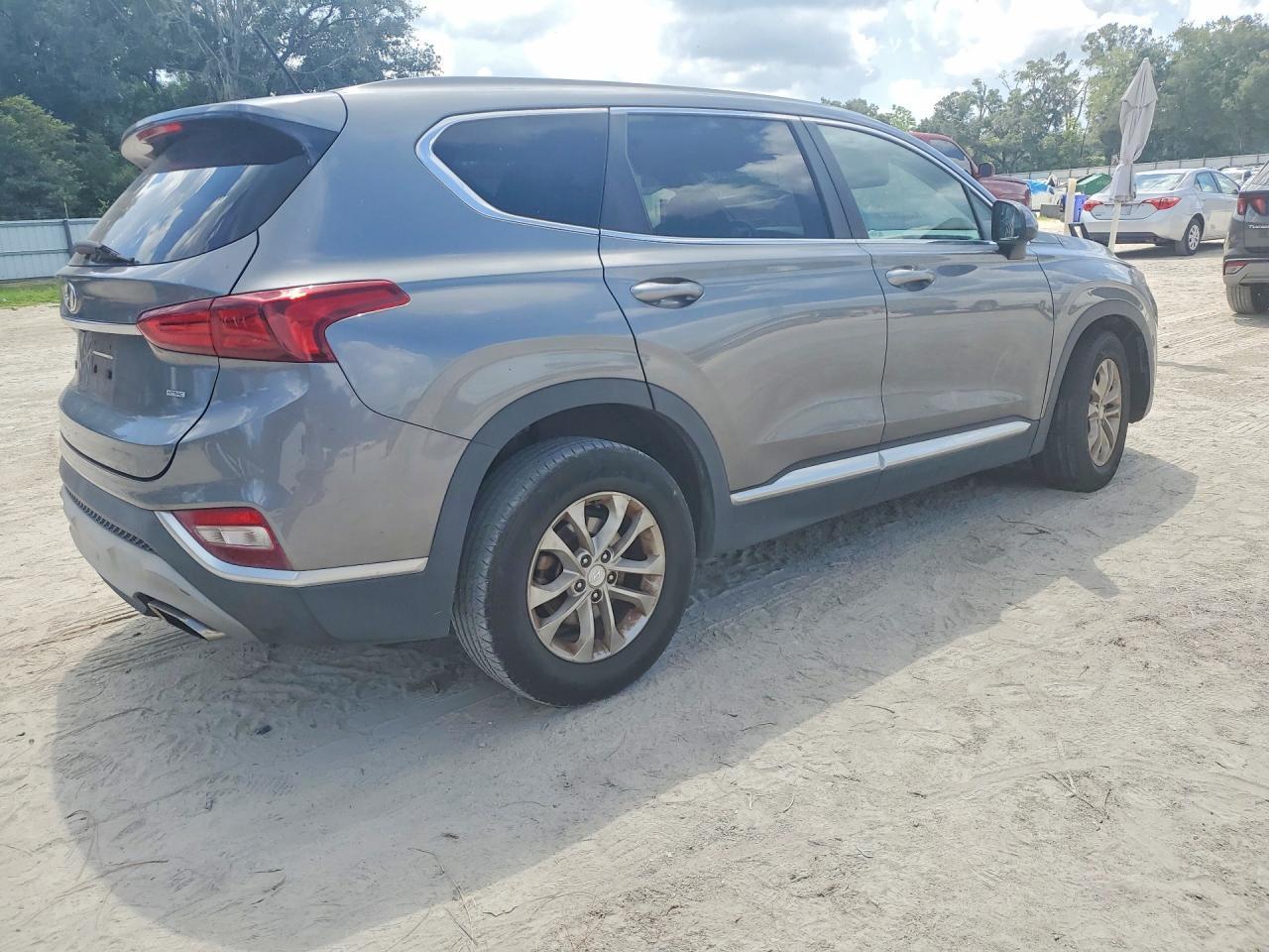 2019 Hyundai Santa Fe Se - zdjęcie 3