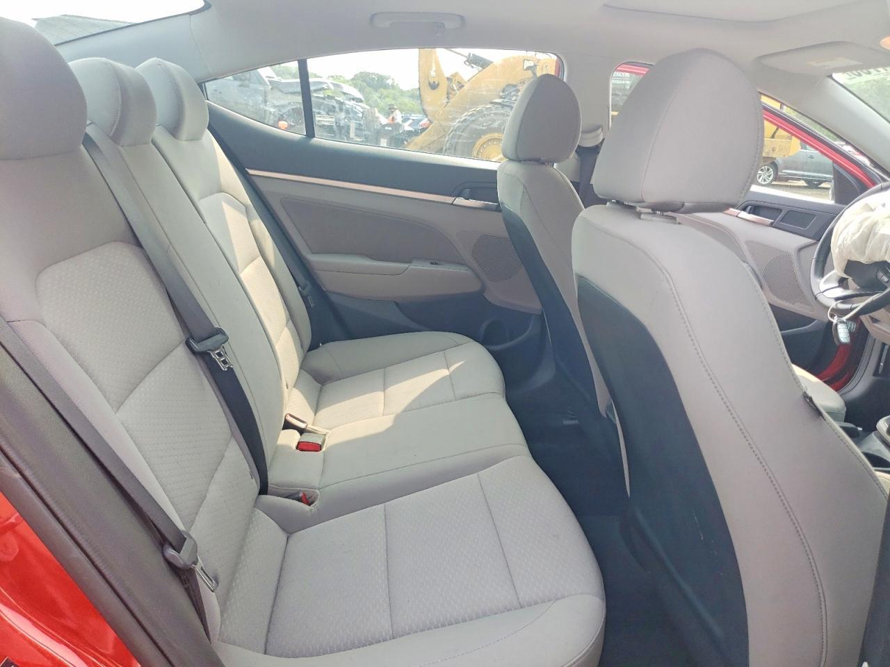 2020 Hyundai Elantra Value Edition - zdjęcie 10