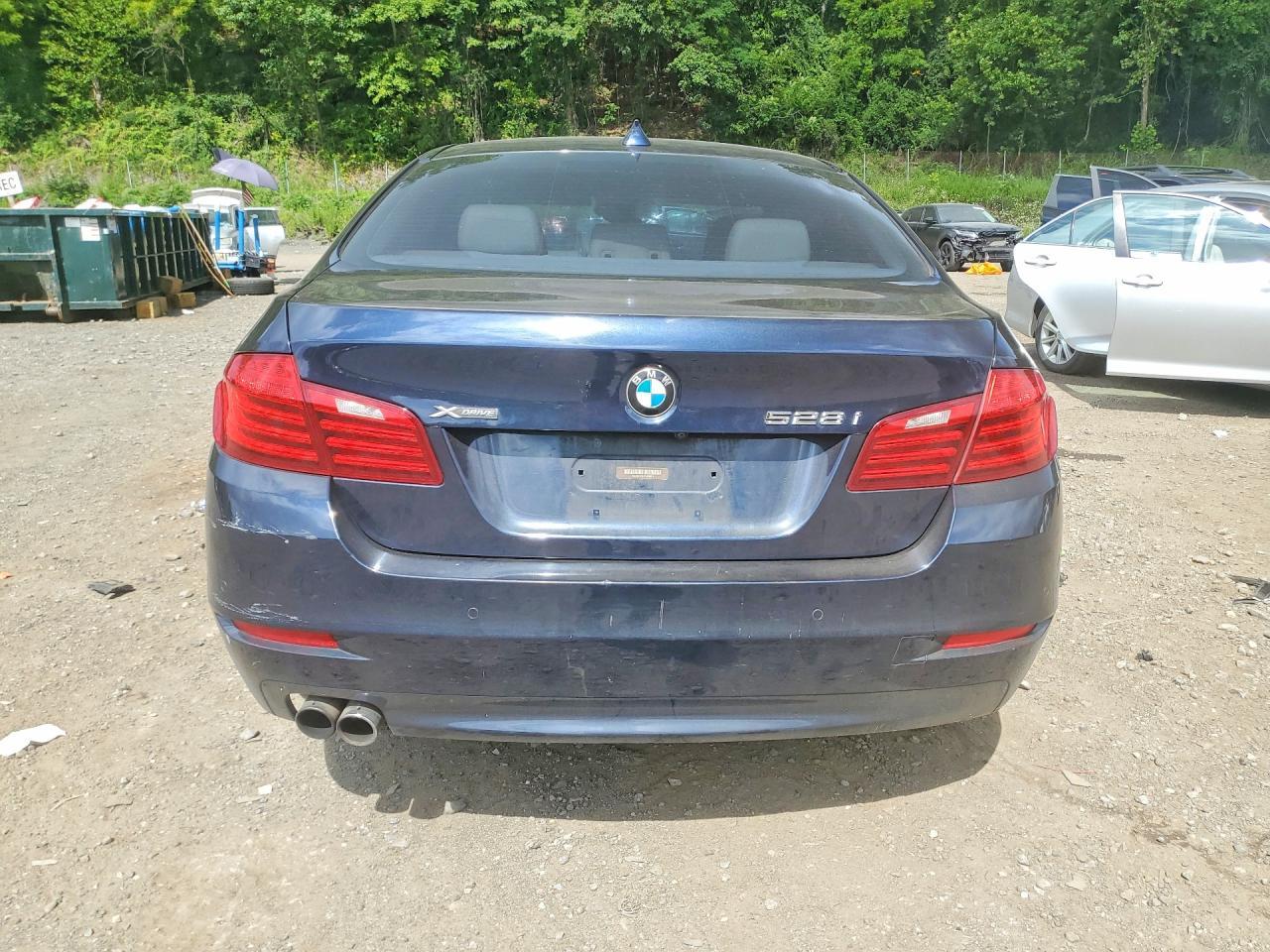 2016 BMW Seria 5 528i - zdjęcie 6