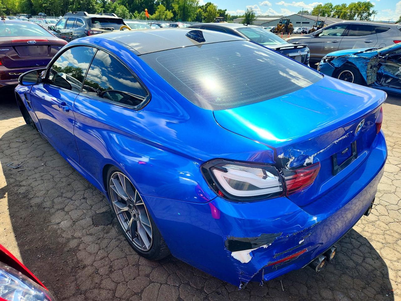 2020 BMW M4 - zdjęcie 2