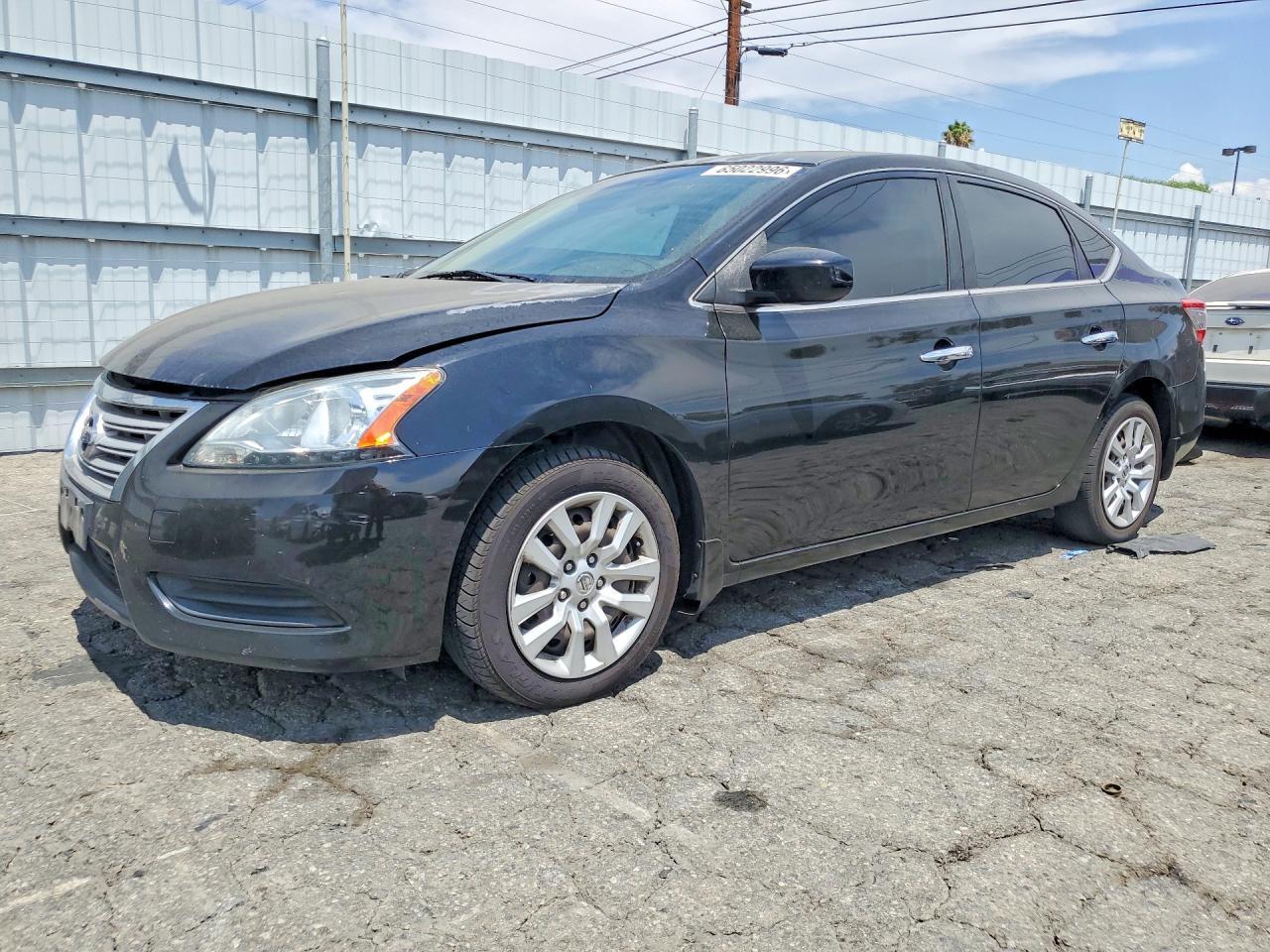 2015 Nissan Sentra S - zdjęcie główne
