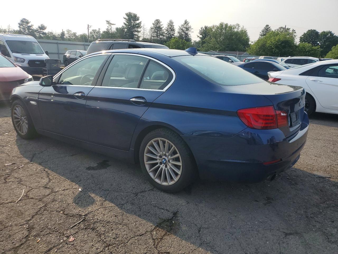 2013 BMW 535 I - zdjęcie 2