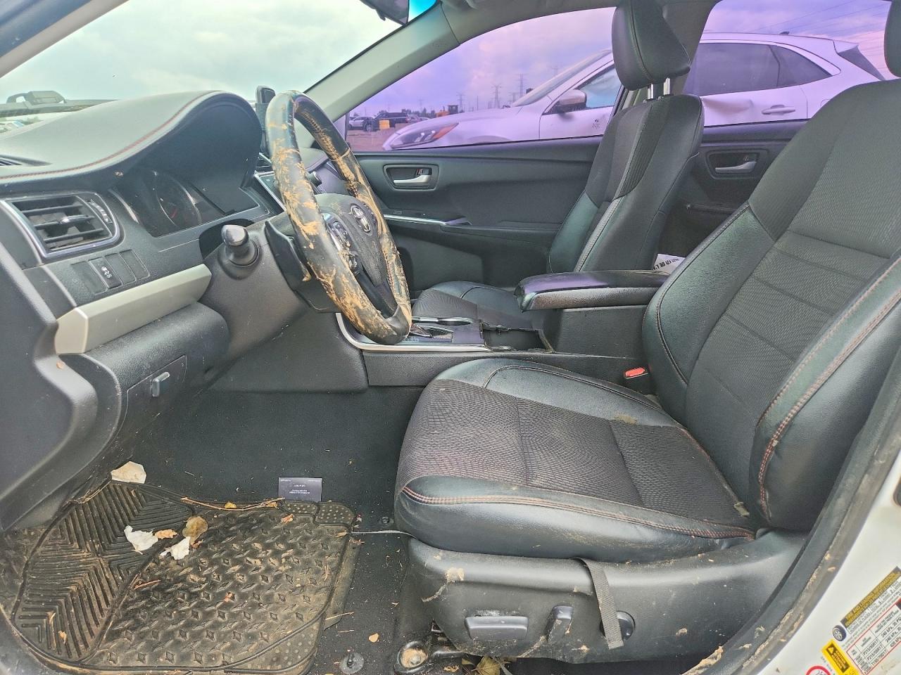 2016 Toyota Camry Se - zdjęcie 7
