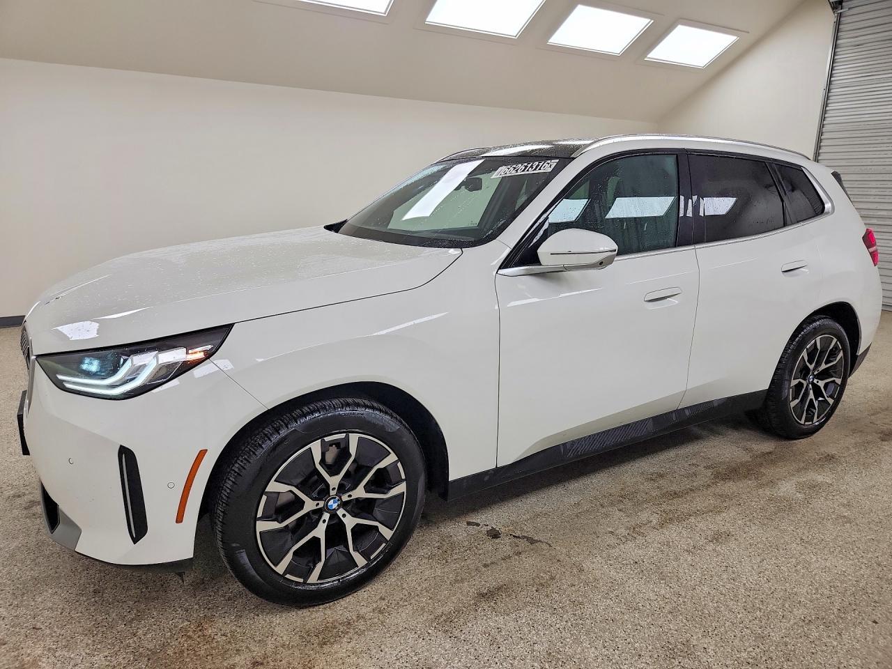 2026 BMW X3 30 xDrive - zdjęcie główne