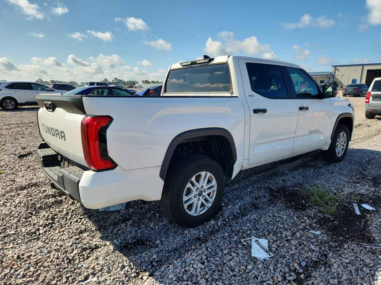 2024 Toyota Tundra Sr5 - zdjęcie 3