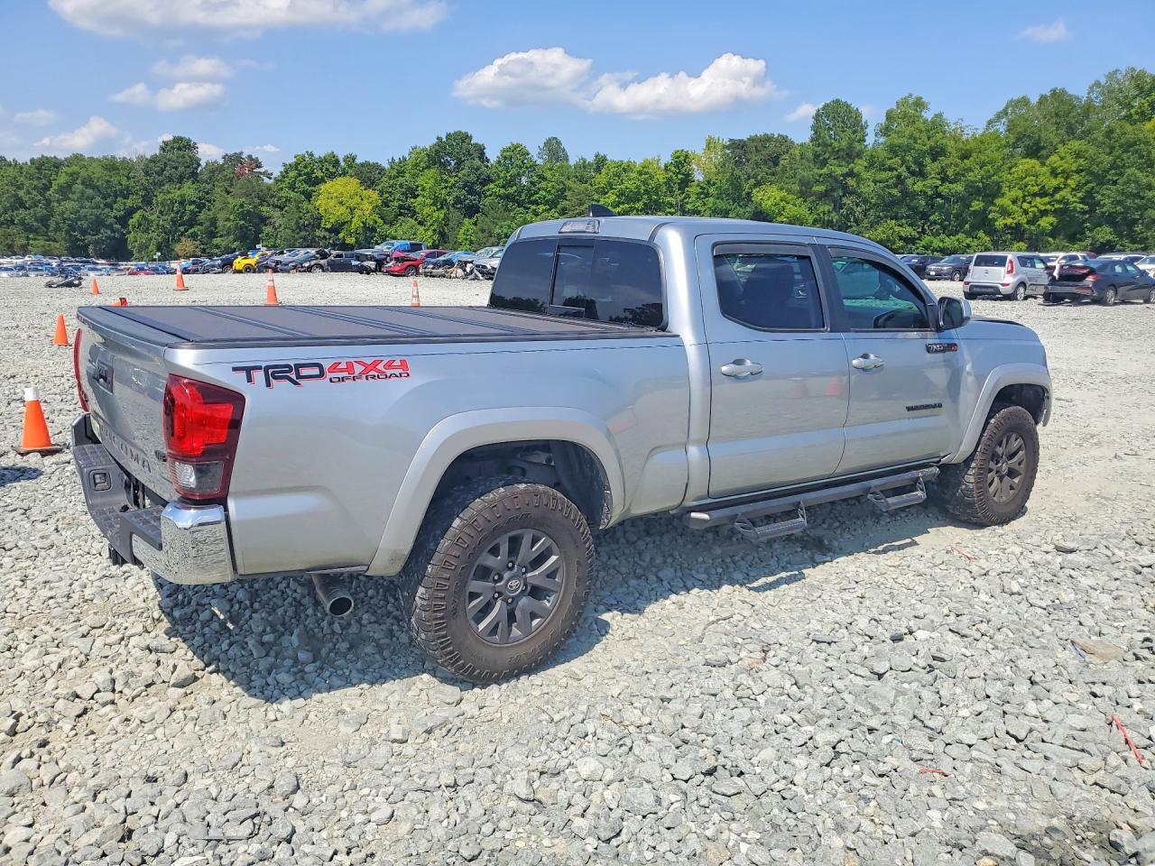 2023 Toyota Tacoma Sr5 V6 - zdjęcie 3