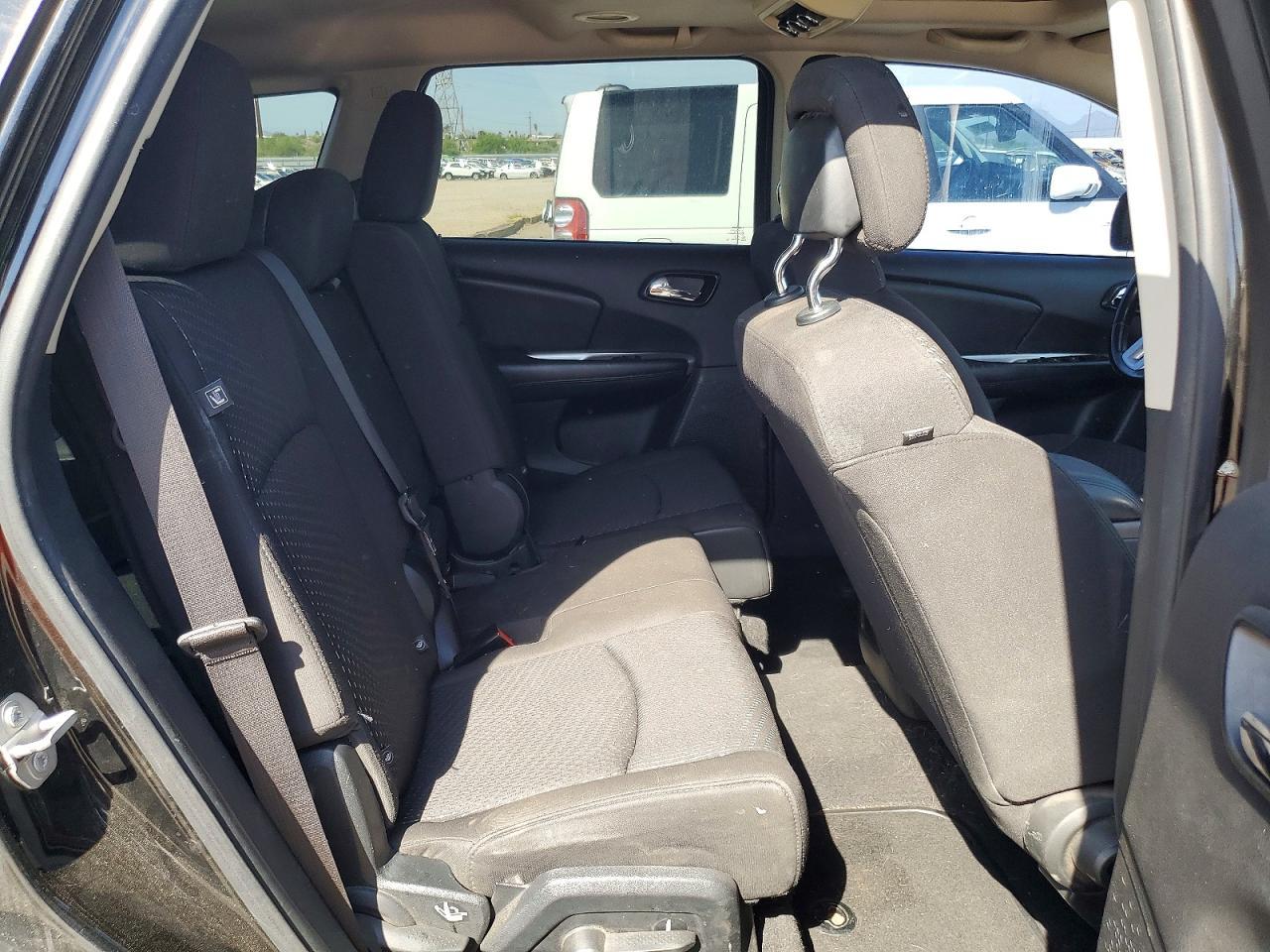 2017 Dodge Journey Crossroad - zdjęcie 10