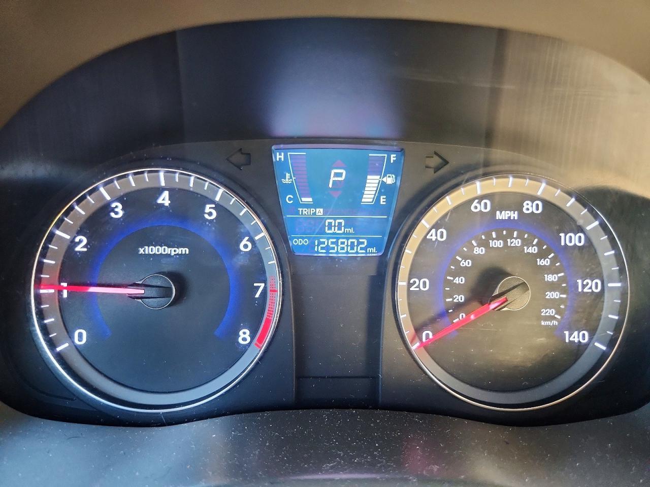 2013 Hyundai Accent Gls - zdjęcie 9