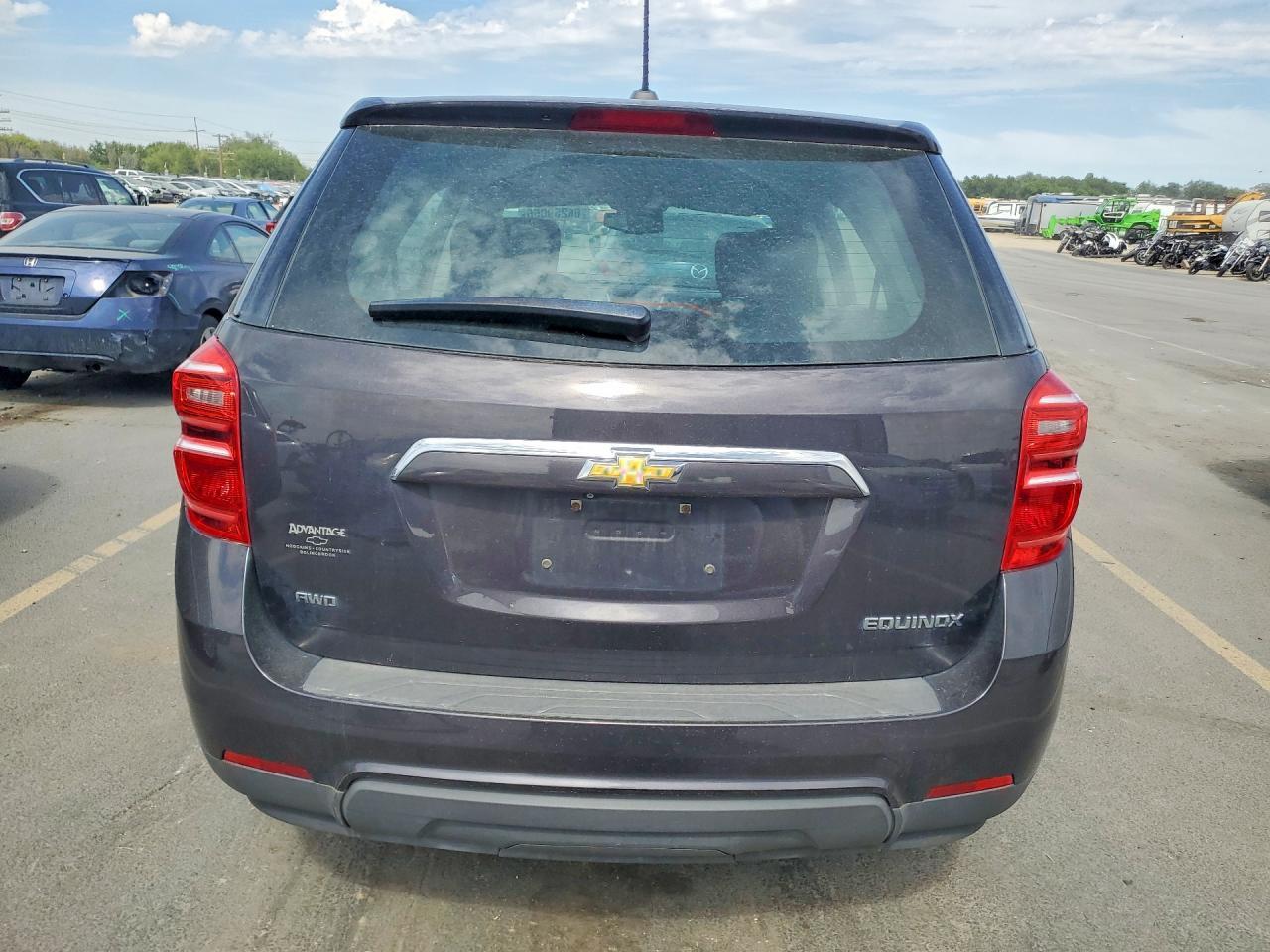 2016 Chevrolet Equinox Ls - zdjęcie 6