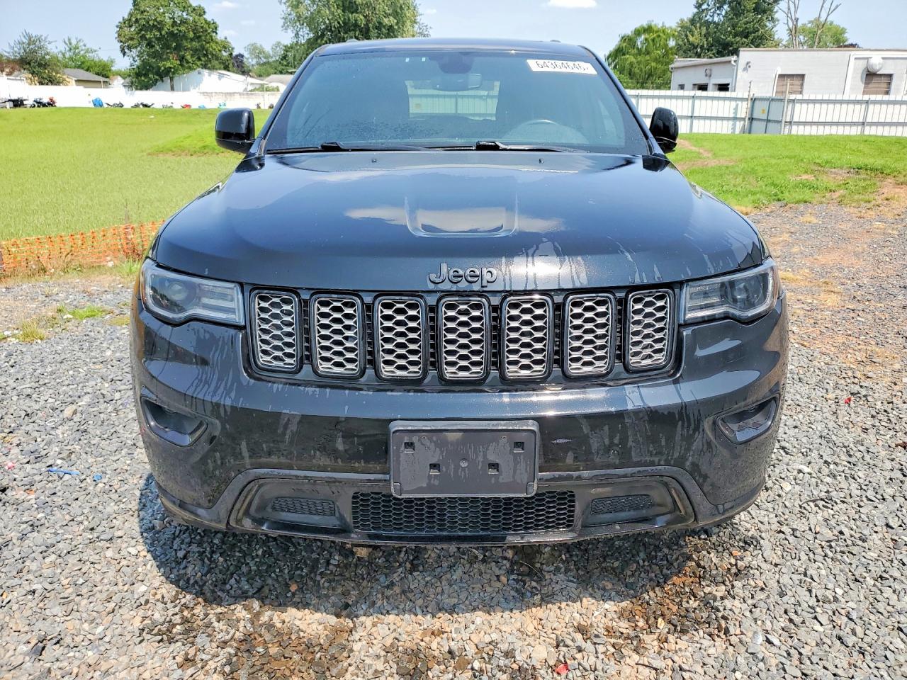 2022 Jeep Grand Cherokee Laredo E - zdjęcie 5
