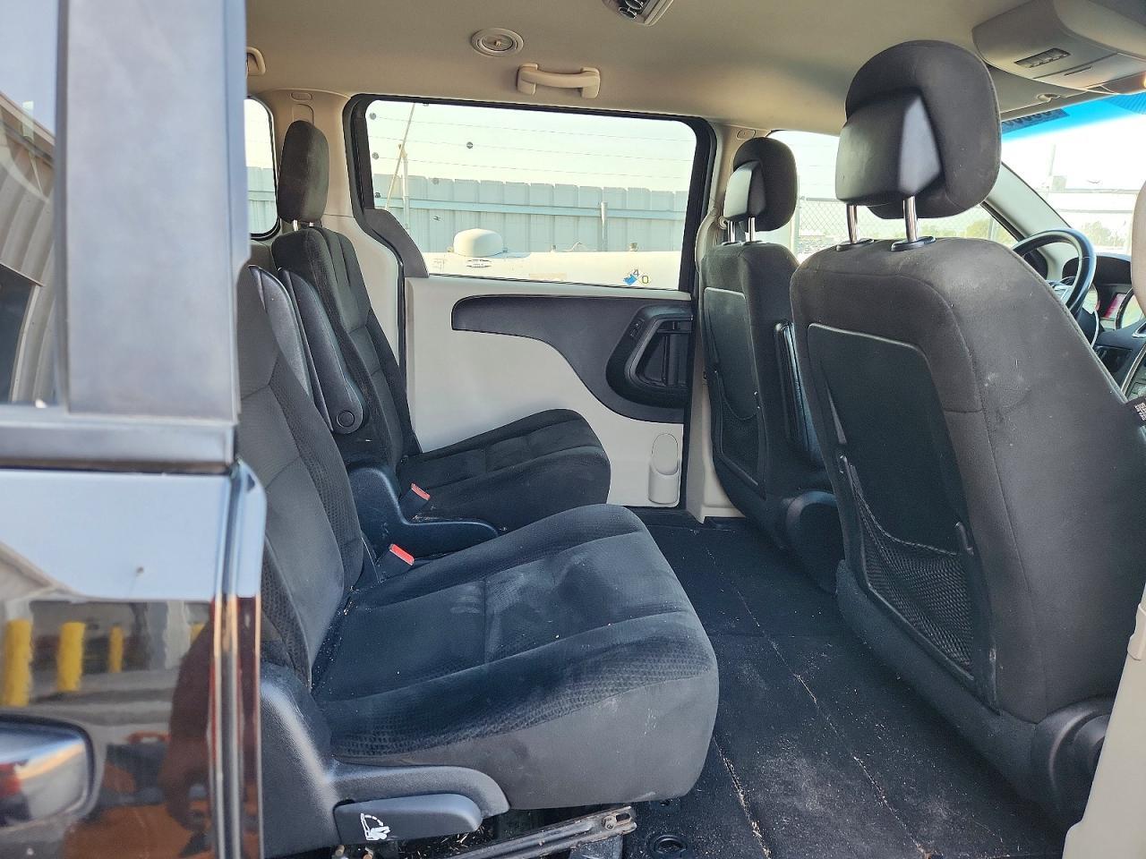 2016 Dodge Grand Caravan Sxt - zdjęcie 11