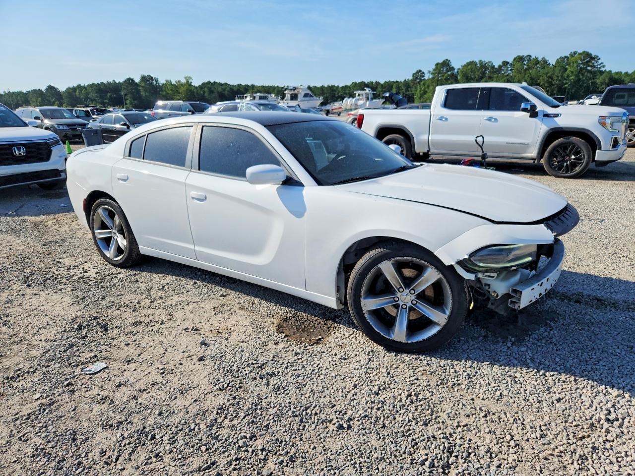 2016 Dodge Charger R - zdjęcie 4