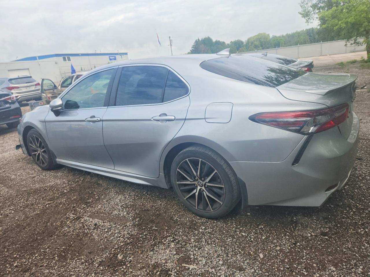 2023 Toyota Camry Se Night Shade - zdjęcie 2