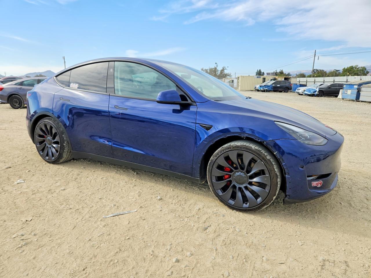 2024 Tesla Model Y - zdjęcie 4