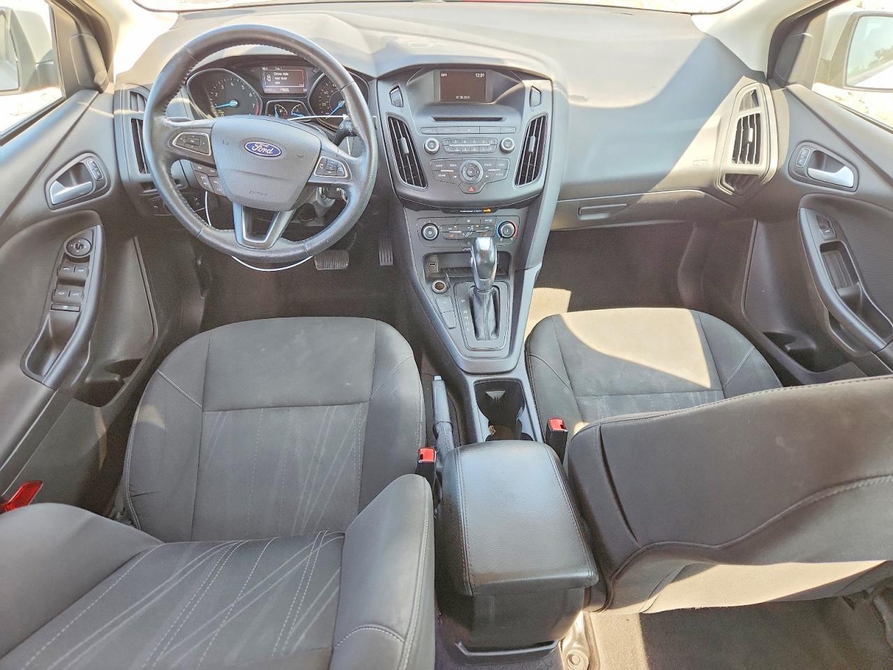 2015 Ford Focus Se - zdjęcie 8