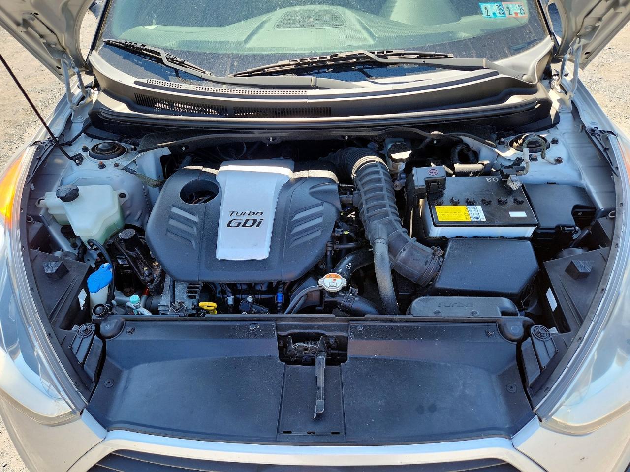 2013 Hyundai Veloster Turbo - zdjęcie 11
