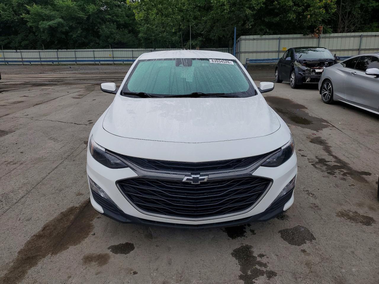 2025 Chevrolet Malibu Lt - zdjęcie 5