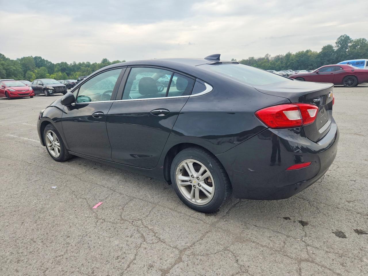 2018 Chevrolet Cruze Lt - zdjęcie 2