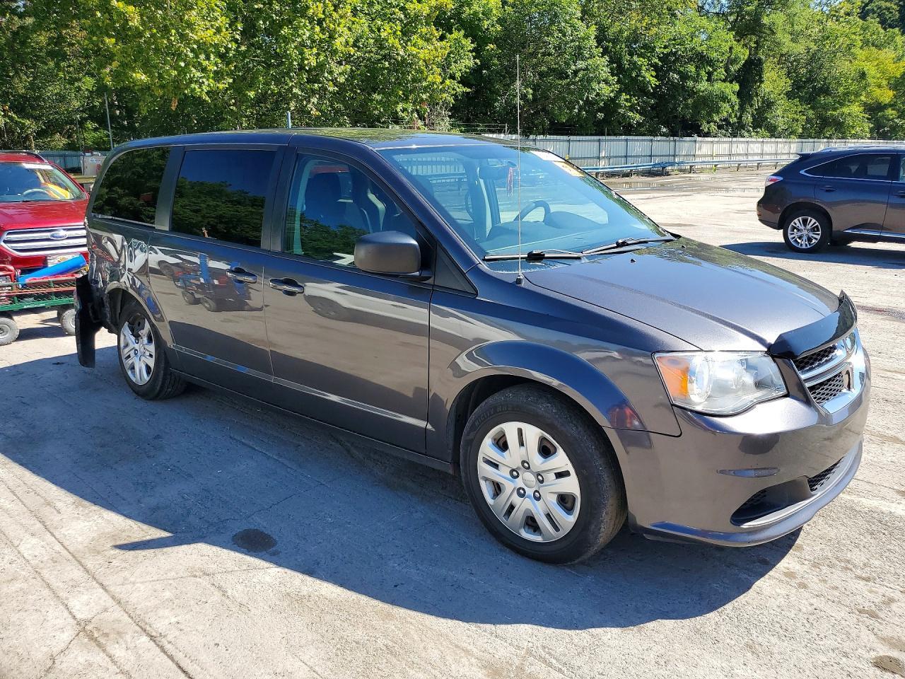 2018 Dodge Grand Caravan Se - zdjęcie 4