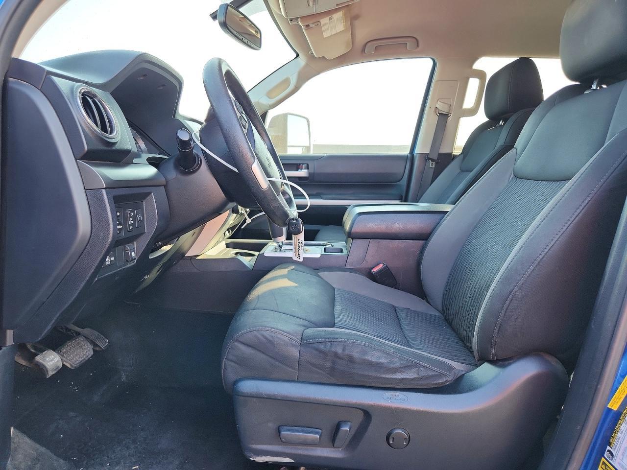 2017 Toyota Tundra Sr5 - zdjęcie 7