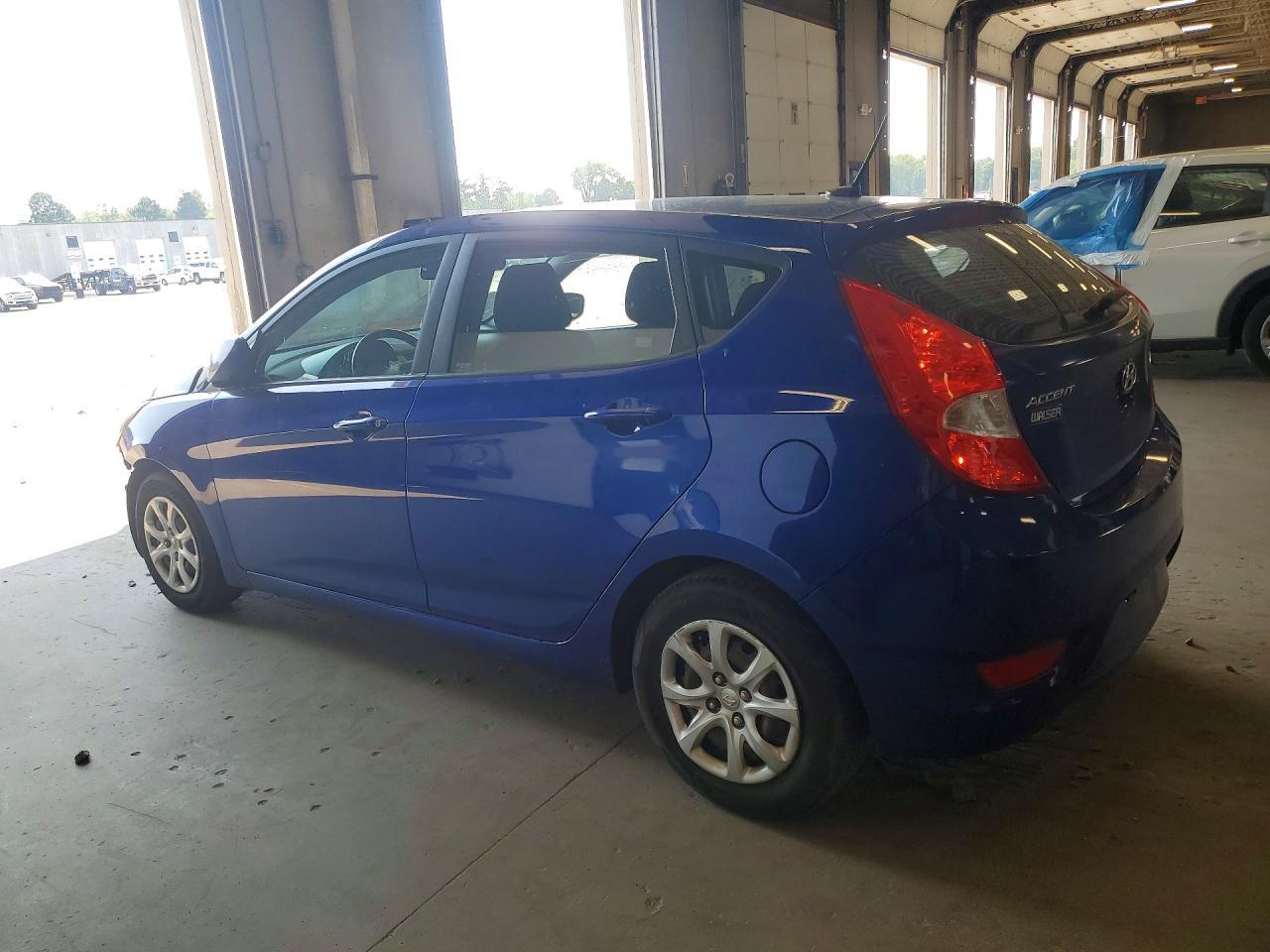 2013 Hyundai Accent Gs - zdjęcie 2