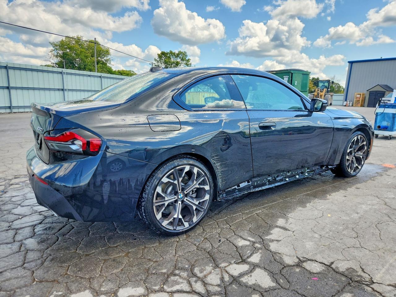 2025 BMW 230I - zdjęcie 3