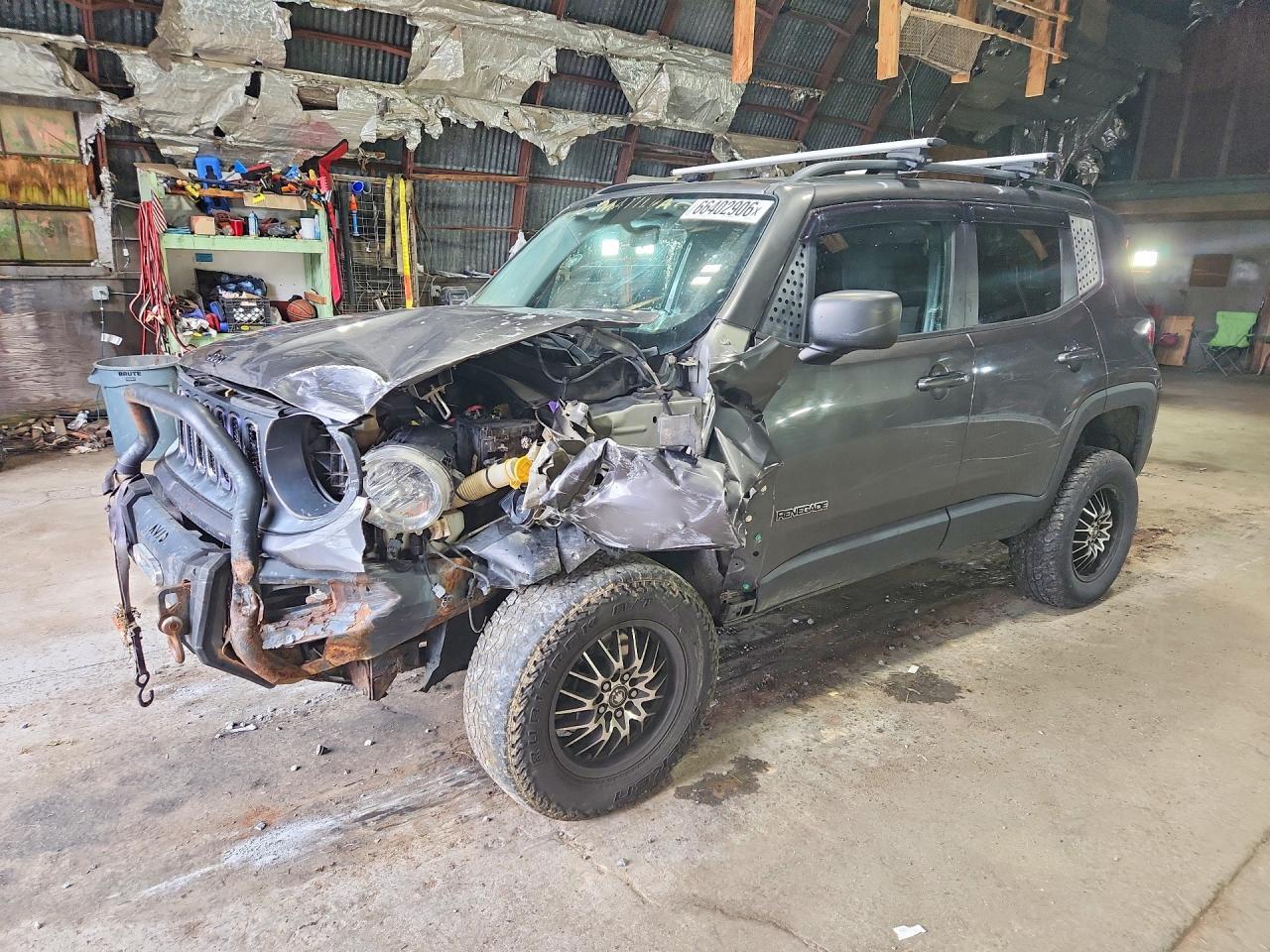 2017 Jeep Renegade Sport - zdjęcie główne