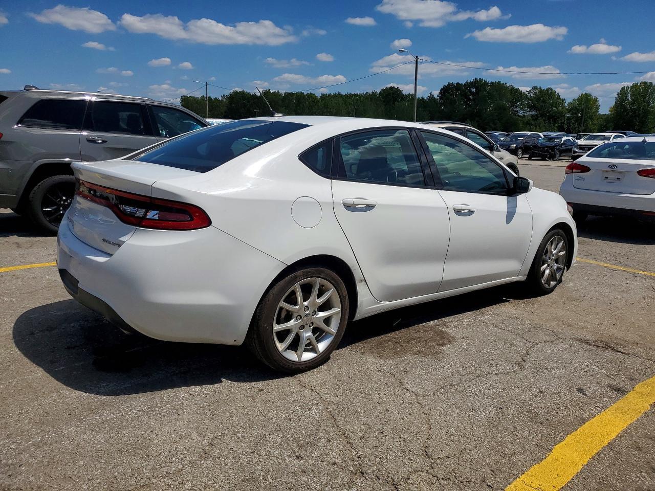 2013 Dodge Dart Sxt - zdjęcie 3