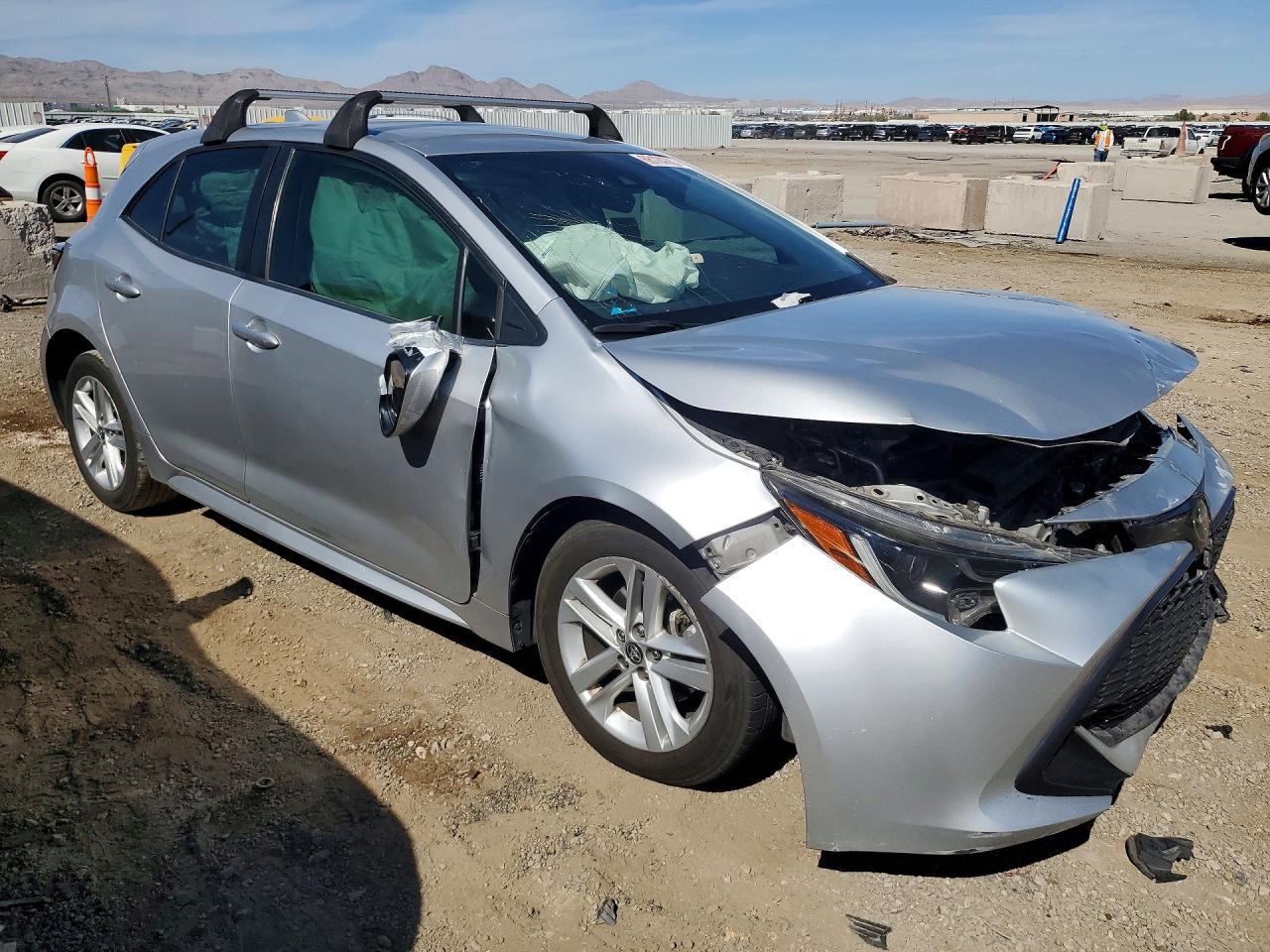 2020 Toyota Corolla Hatchback Se - zdjęcie 4
