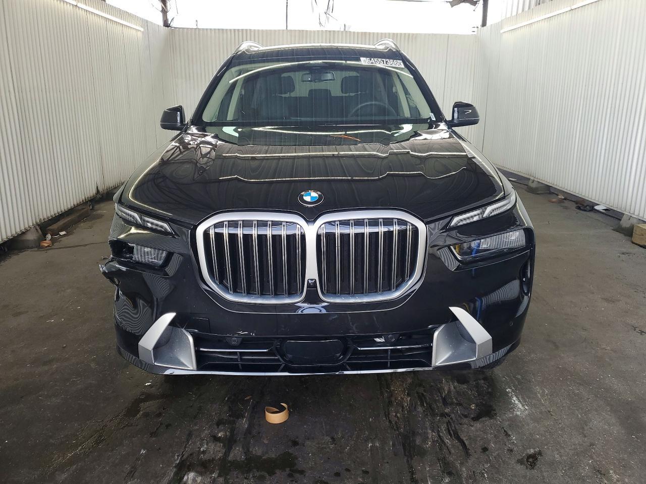 2027 BMW X7 xDrive40I - zdjęcie 5
