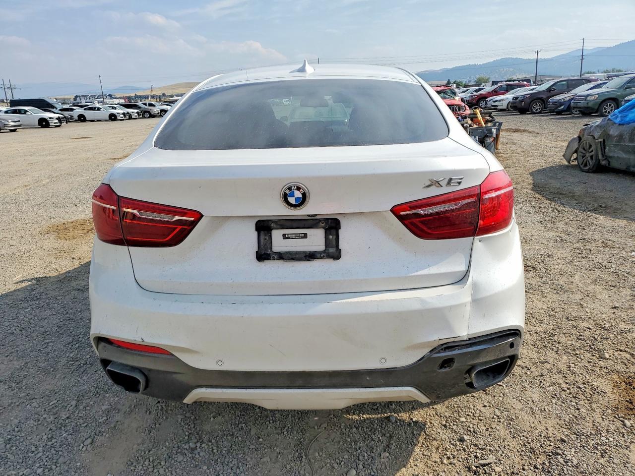 2016 BMW X6 xDrive35I - zdjęcie 6