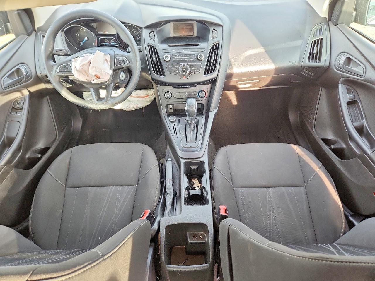 2016 Ford Focus S - zdjęcie 8