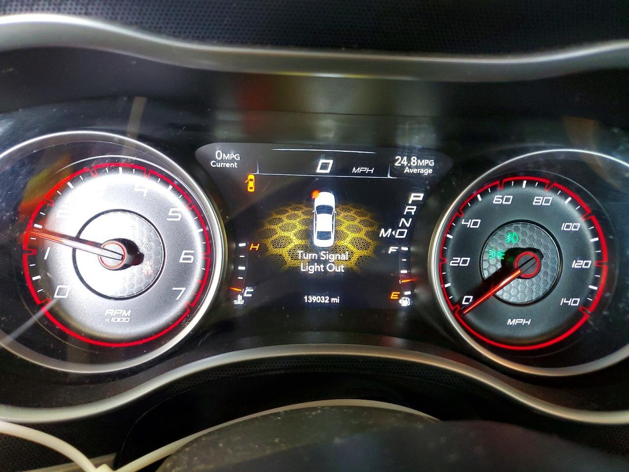 2016 Dodge Charger Sxt - zdjęcie 9
