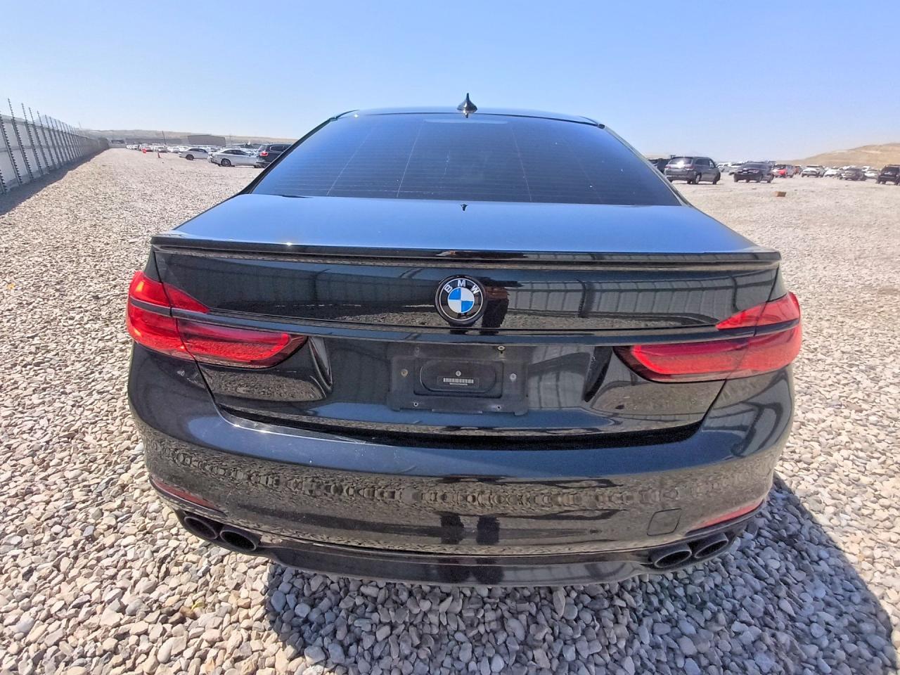 2017 BMW Seria 7 B7 - zdjęcie 6