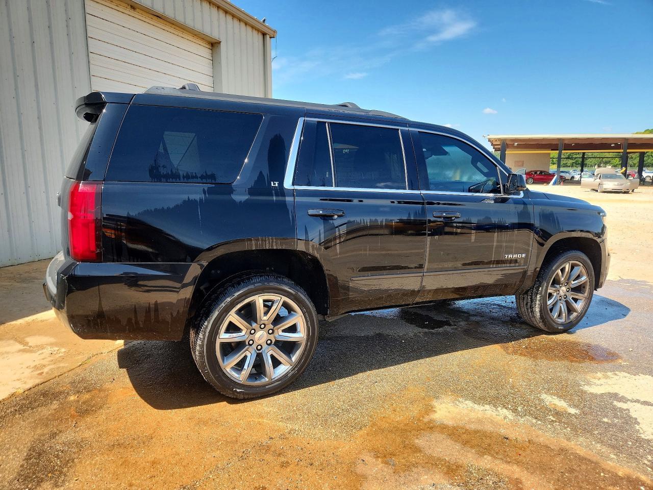 2019 Chevrolet Tahoe C1500 Lt - zdjęcie 3