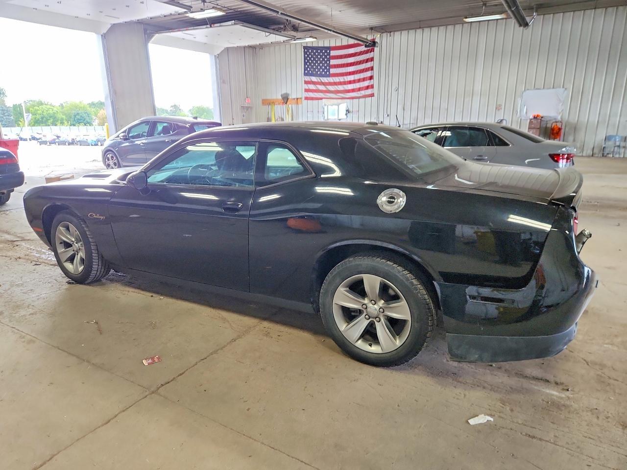 2015 Dodge Challenger Sxt - zdjęcie 2
